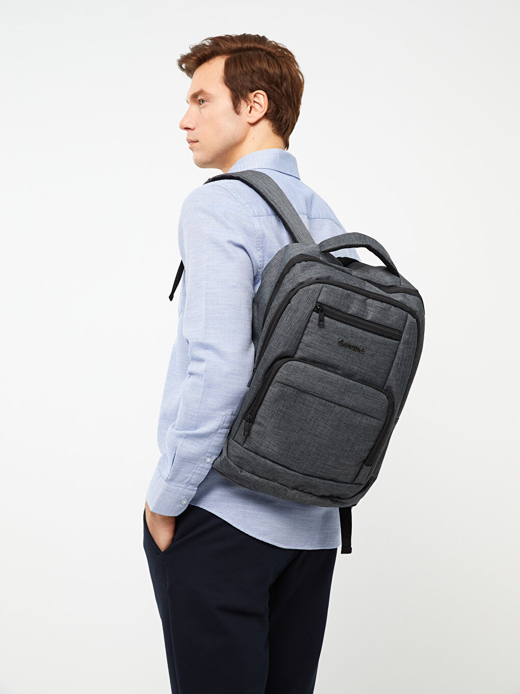 Ерлерге арналған ноутбук сөмкесі