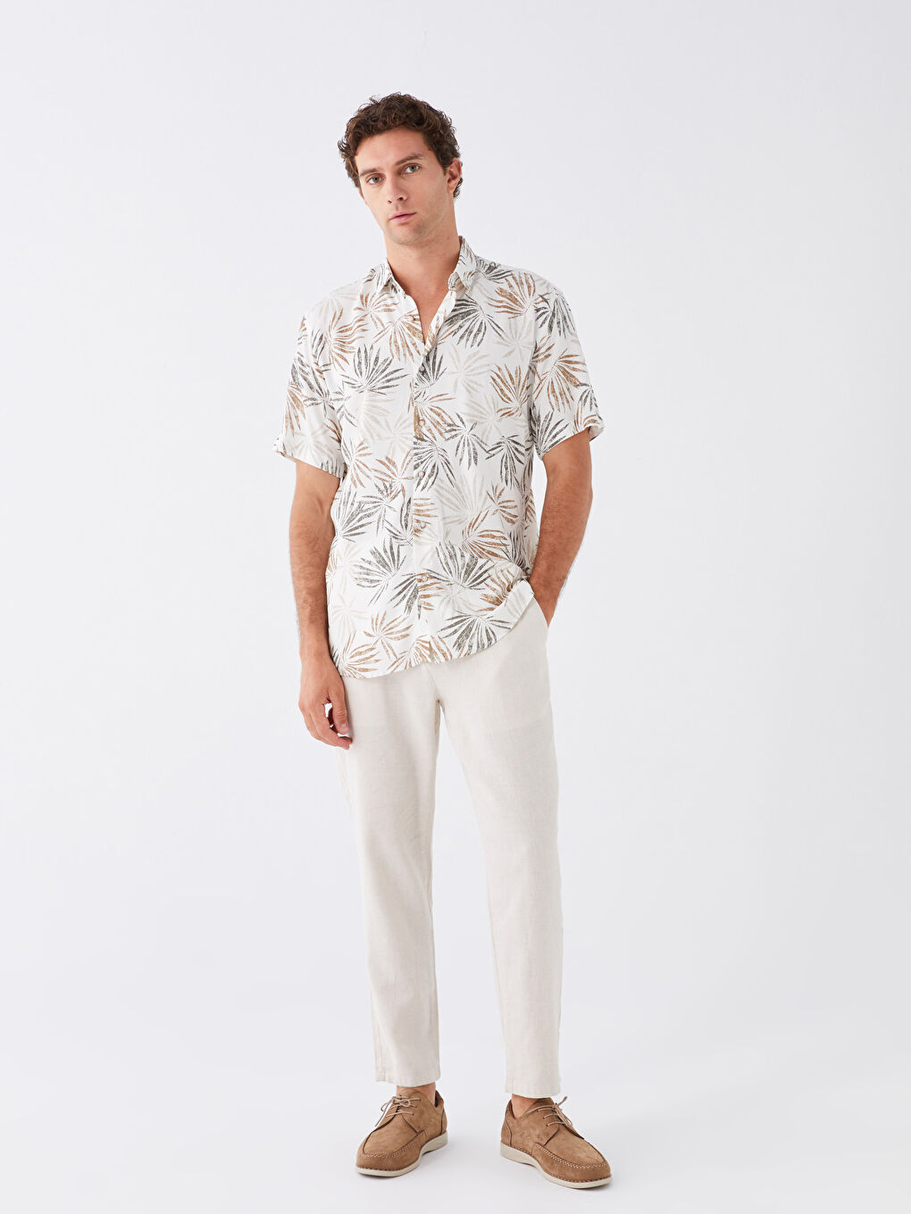 Bej Regular Fit Kısa Kollu Desenli Viskon Erkek Gömlek-2