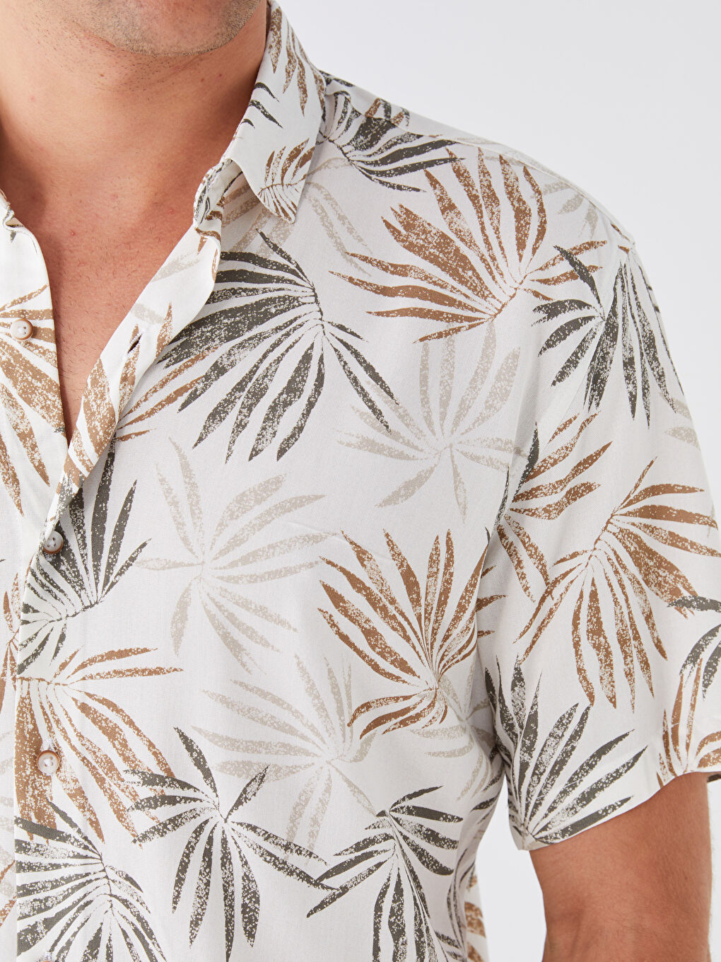 Bej Regular Fit Kısa Kollu Desenli Viskon Erkek Gömlek-3