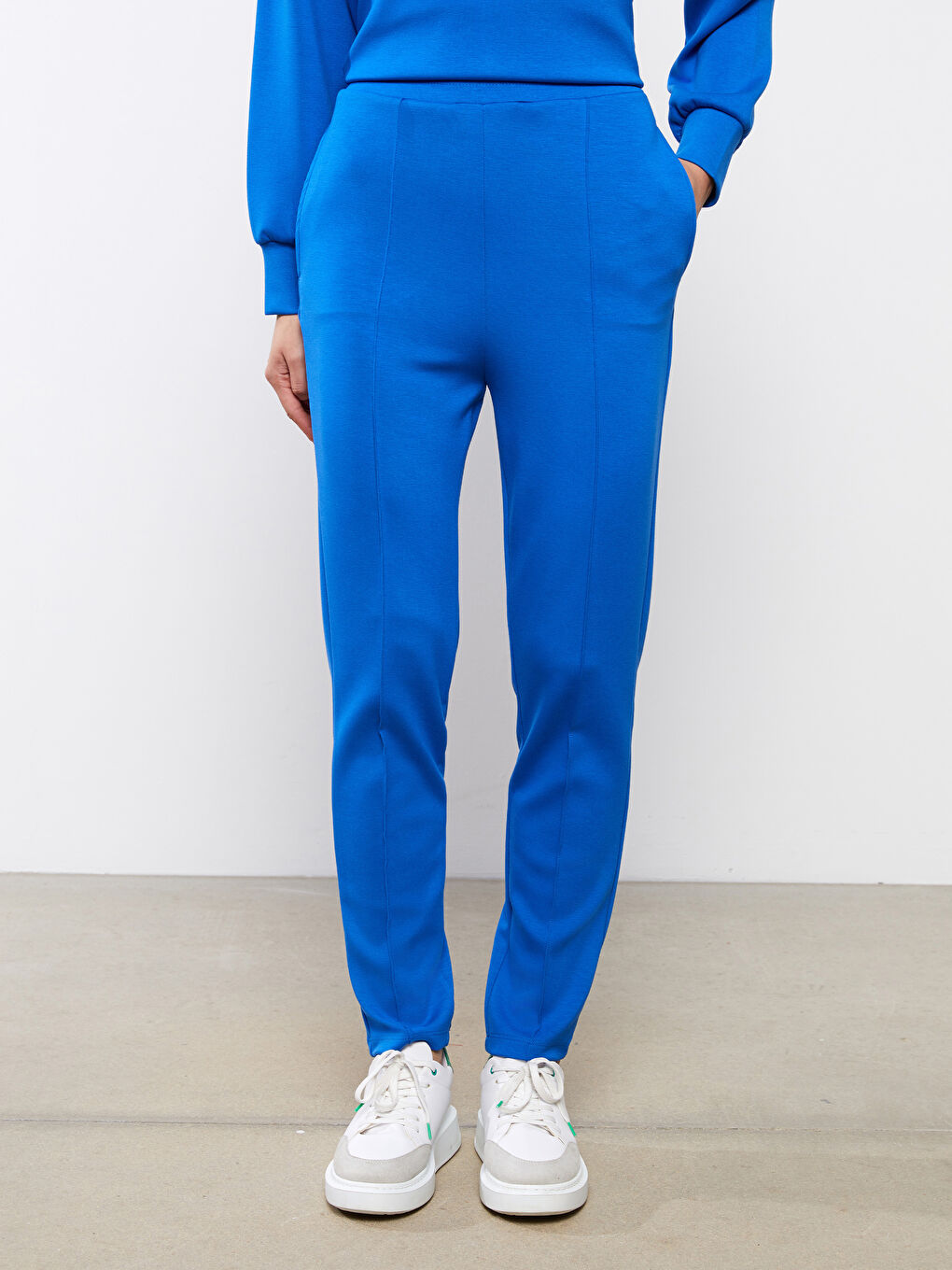Women's Elasticated Waist Plain Sweatpants-3