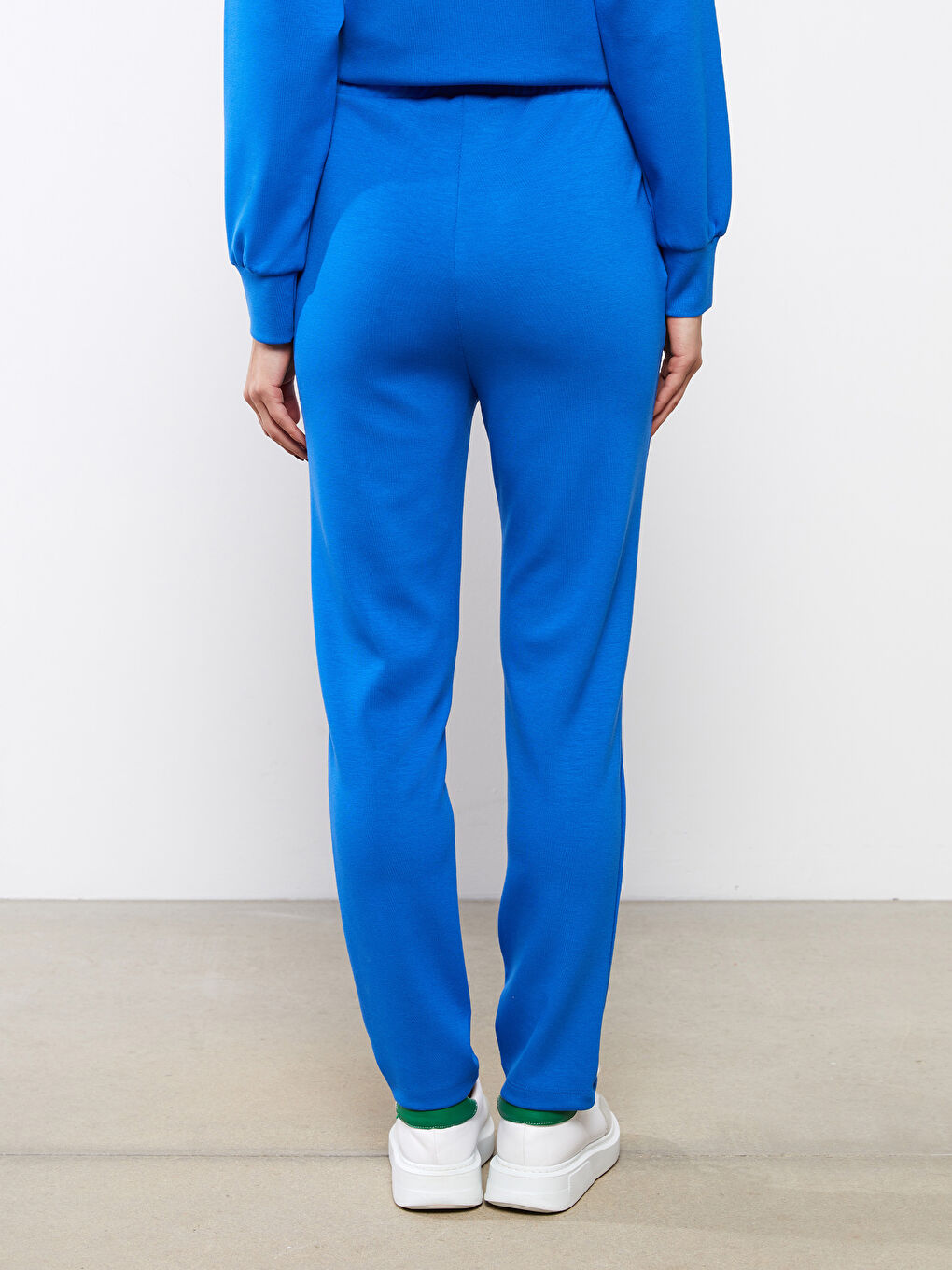 Women's Elasticated Waist Plain Sweatpants-4