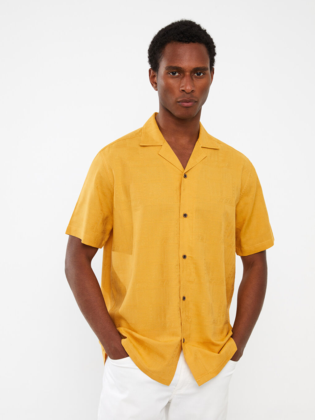 Regular Fit Short Sleeve Men's Shirt