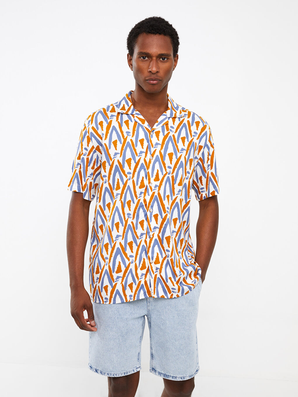 Mavi Regular Fit Kısa Kollu Desenli Viskon Erkek Gömlek-1