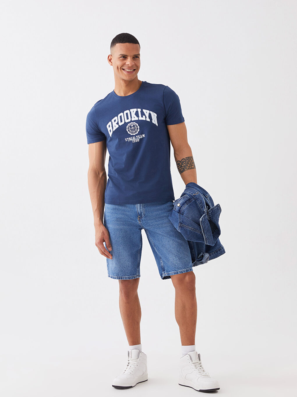 Crew Neck Short Sleeve Printed Combed Cotton Men's T-shirt-2