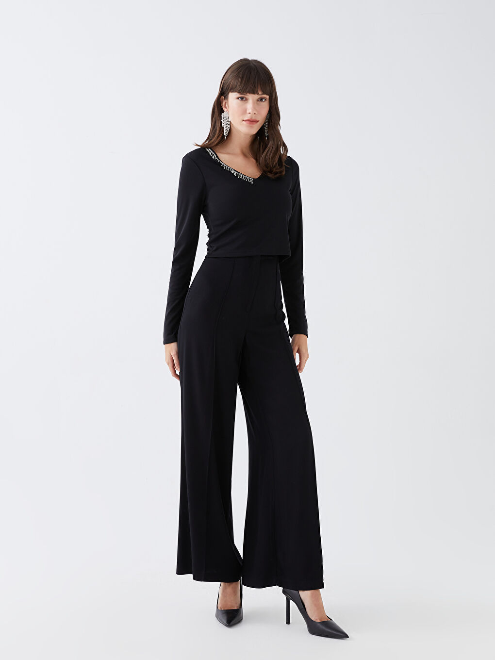 بلوزة ياقة على شكل حرف V مزخرفة كم طويل للسيدات-2