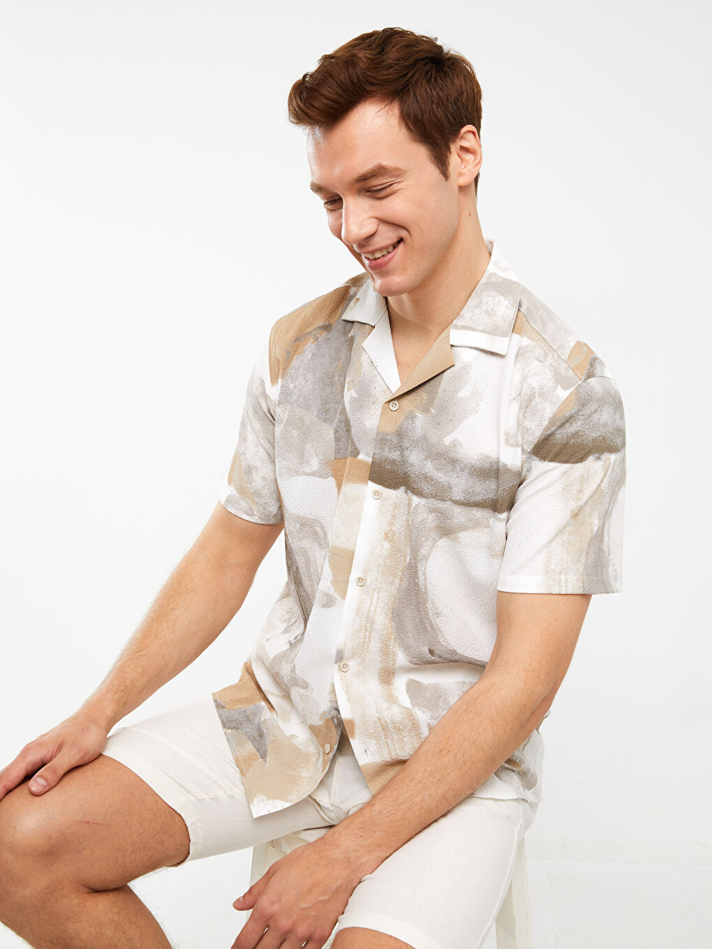 Bej Regular Fit Kısa Kollu Desenli Erkek Gömlek