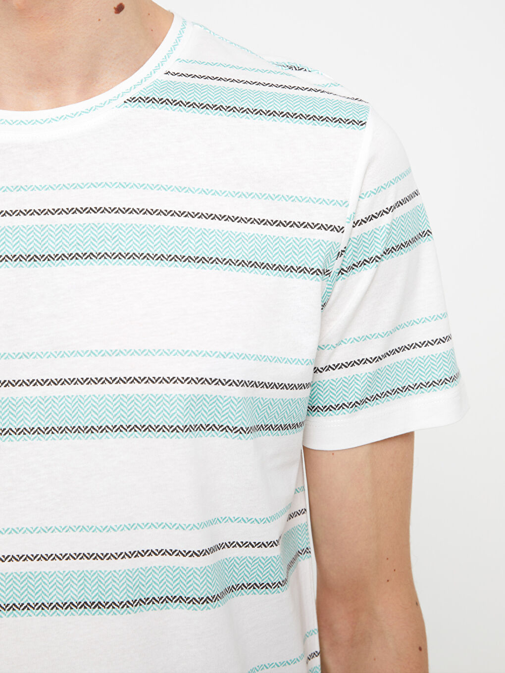 Crew Neck Short Sleeve Striped Jersey Men's T-Shirt-3