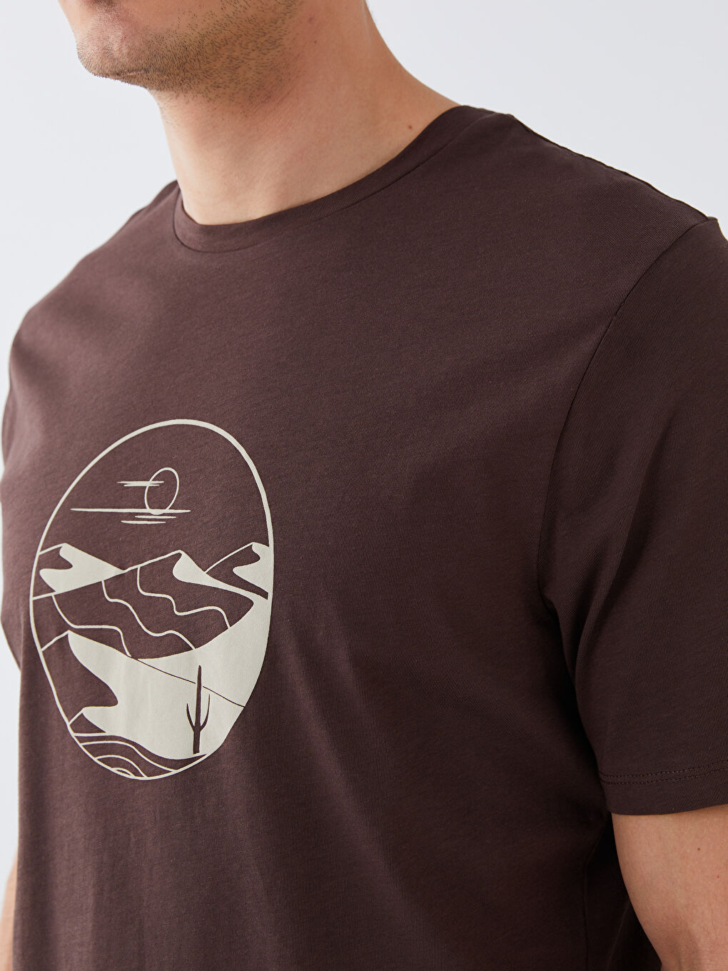 Kahverengi Bisiklet Yaka Kısa Kollu Baskılı Erkek Tişört-3