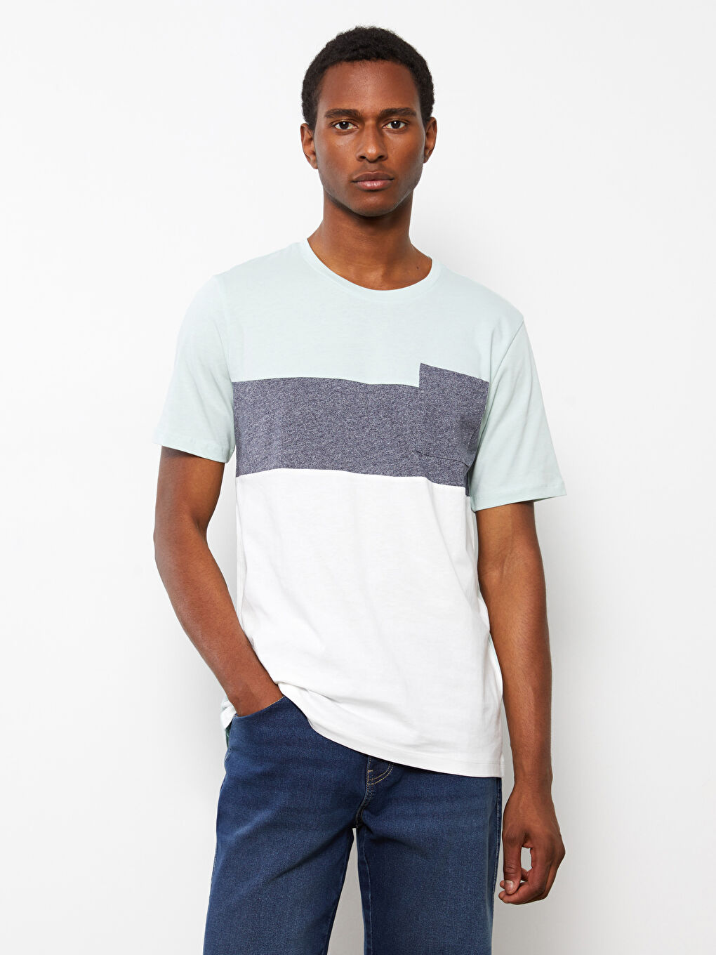 تيشيرت ياقة دائرية كم قصير بلوك الألوان جيرسي للرجال-1