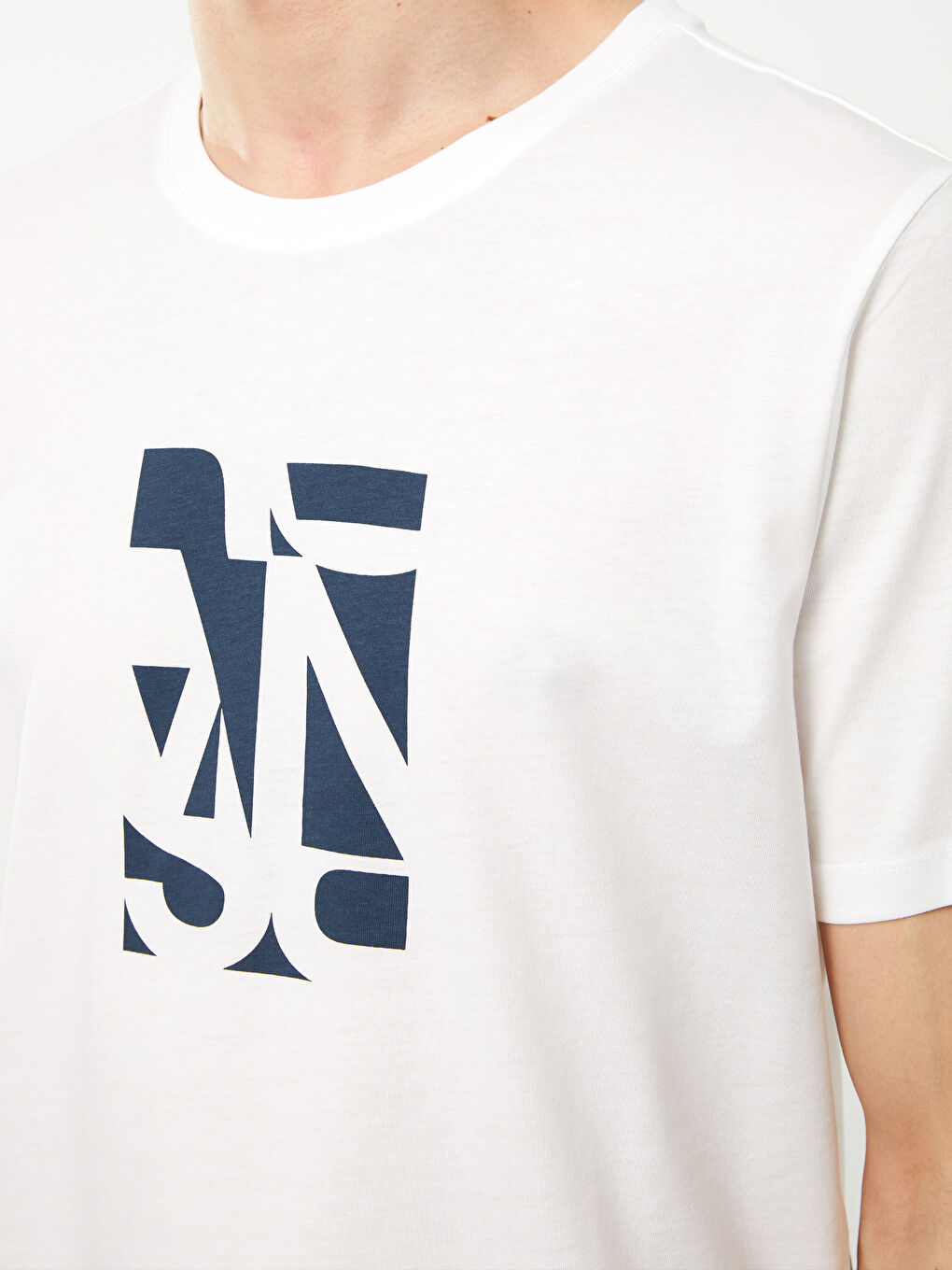 Beyaz Bisiklet Yaka Kısa Kollu Baskılı Penye Erkek Tişört-3