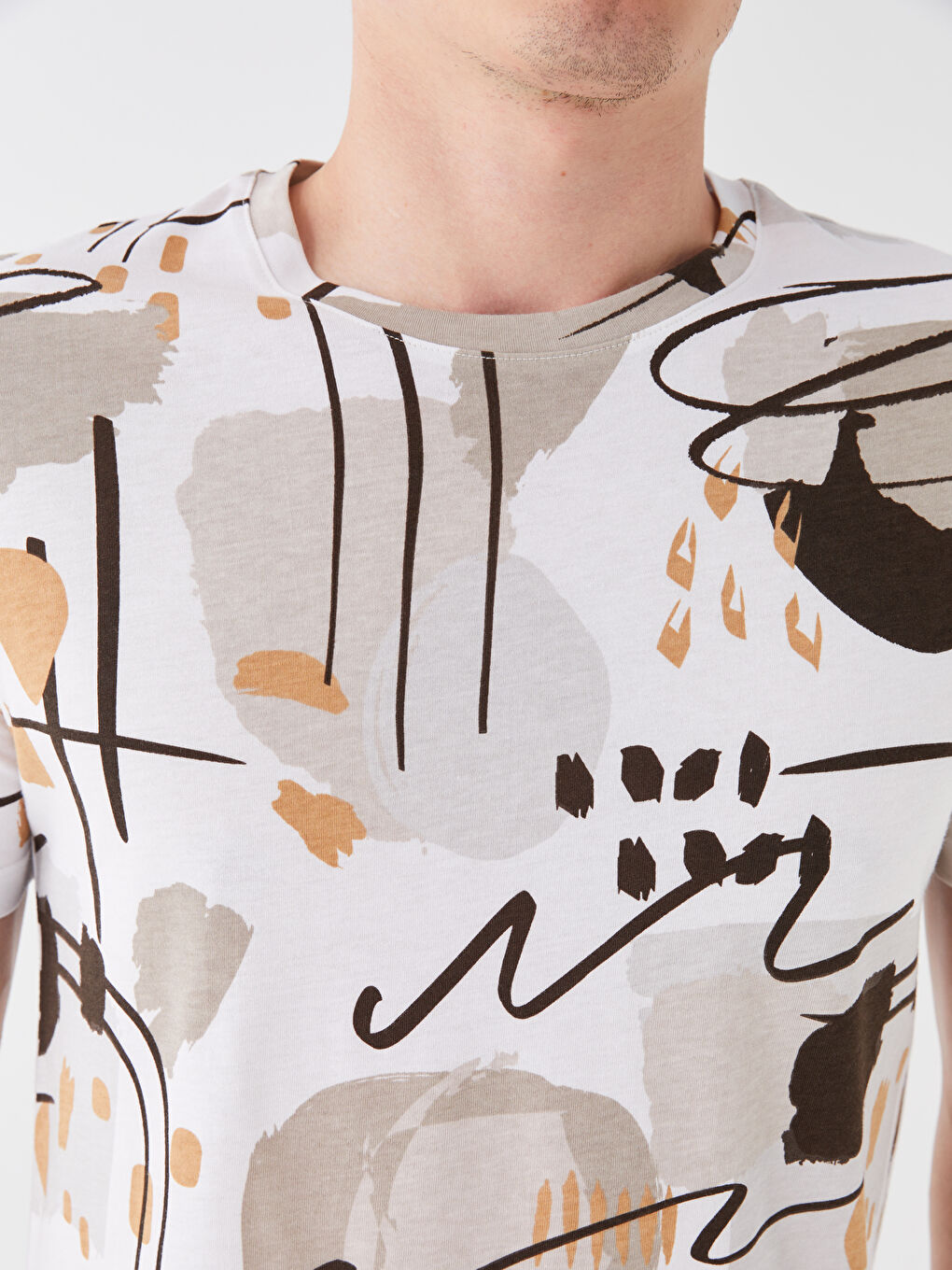 Beyaz Bisiklet Yaka Kısa Kollu Desenli Penye Erkek Tişört-3