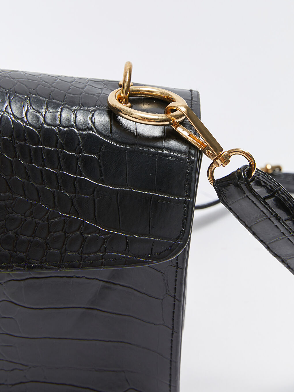 حقيبة يد بمظهر جلد بنقشة جلد التمساح-6