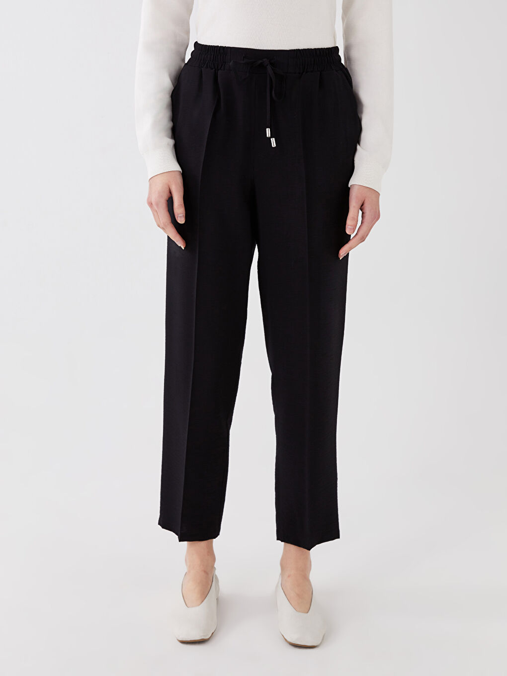 Elastic Waist Comfortable Fit Pocket Detailed Women's Trousers-3