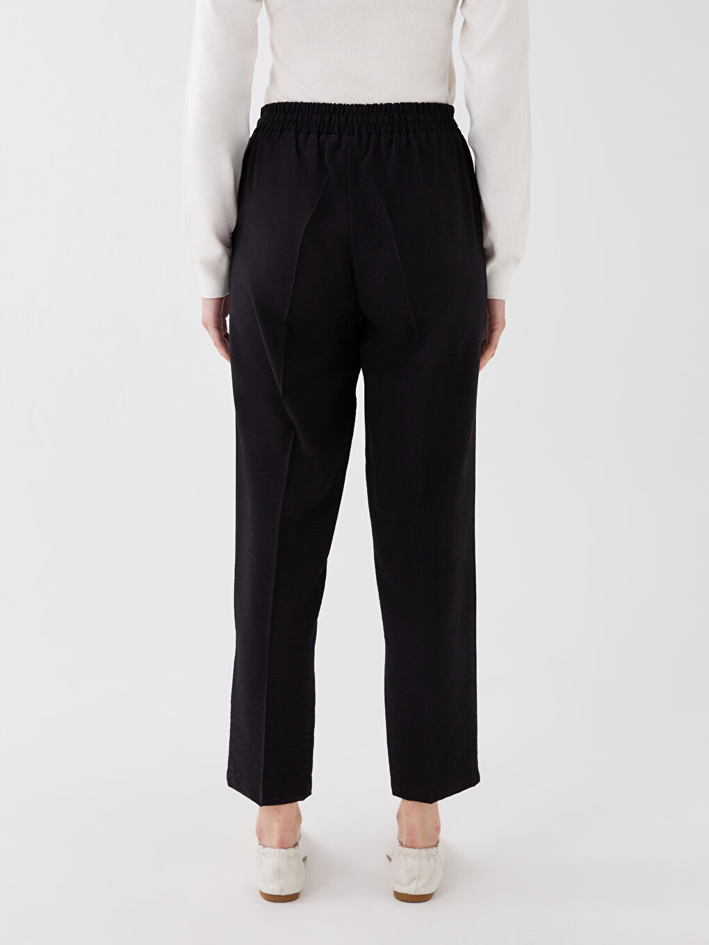 Elastic Waist Comfortable Fit Pocket Detailed Women's Trousers-4