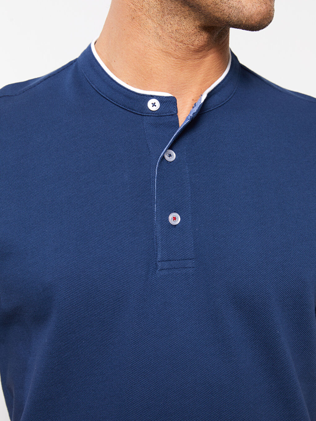 T-shirt à Manches Courtes avec Col Mao pour Hommes-3