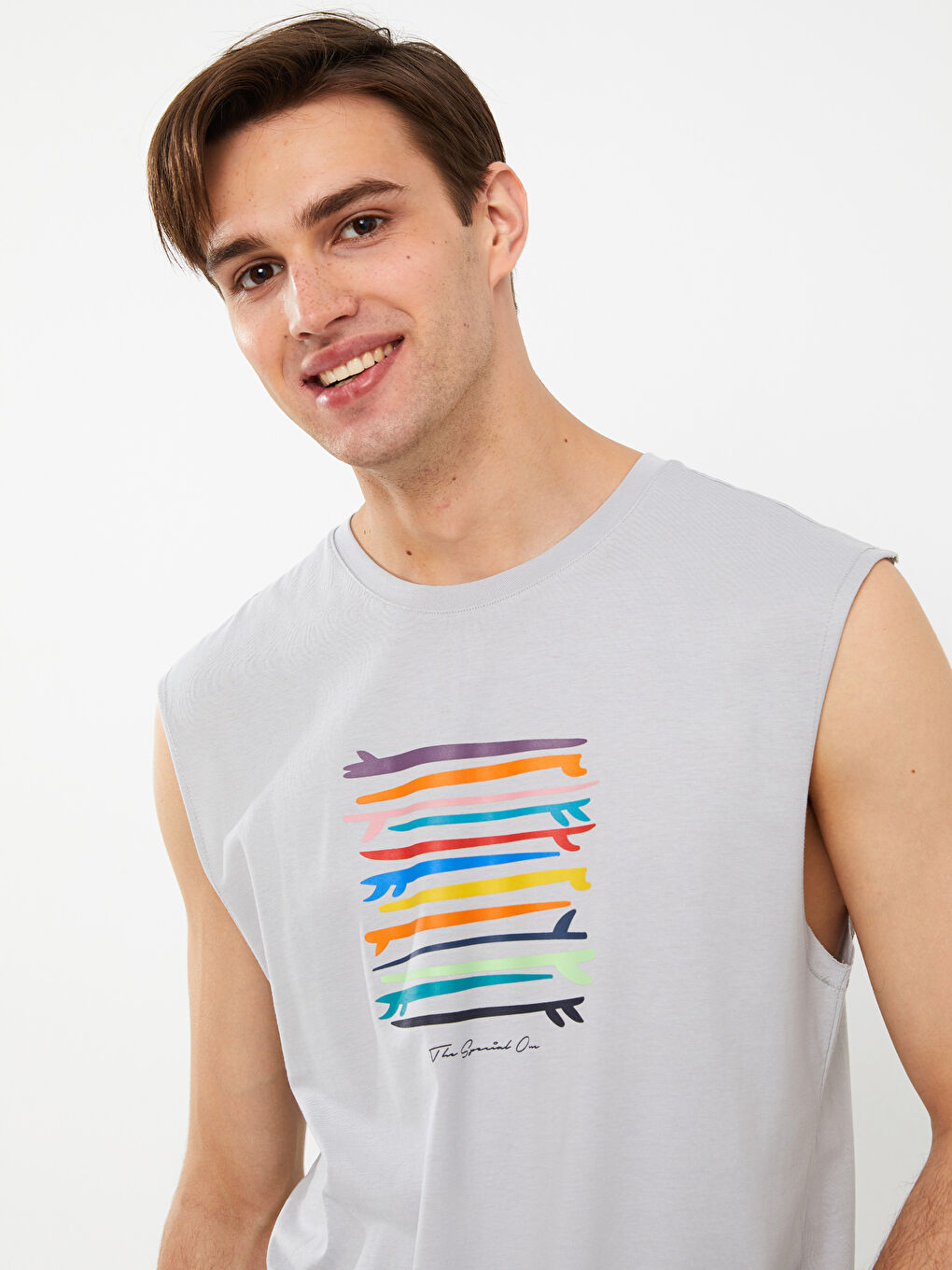 Gri Bisiklet Yaka Baskılı Penye Erkek Kolsuz Tişört-1