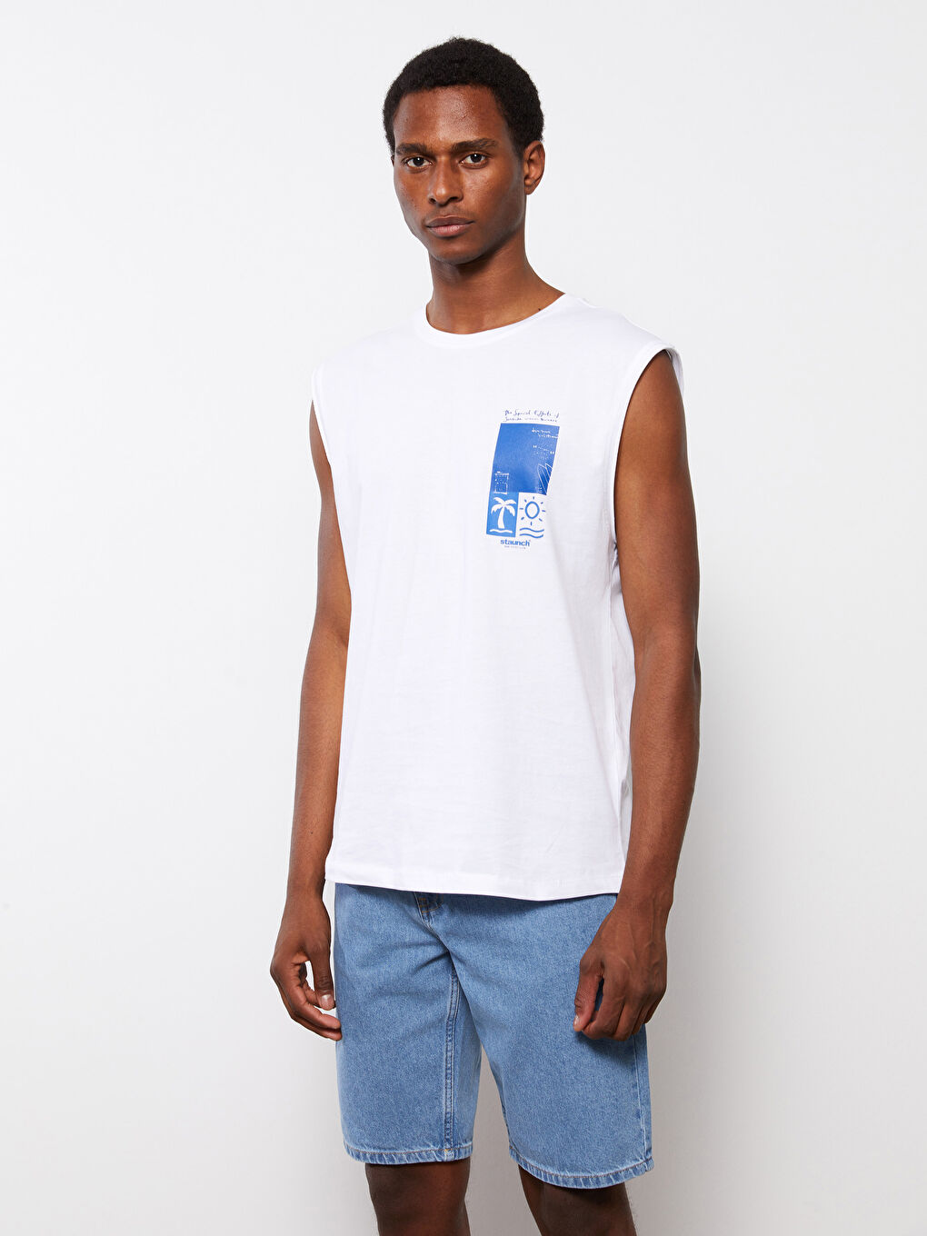 Beyaz Bisiklet Yaka Baskılı Penye Erkek Kolsuz Tişört