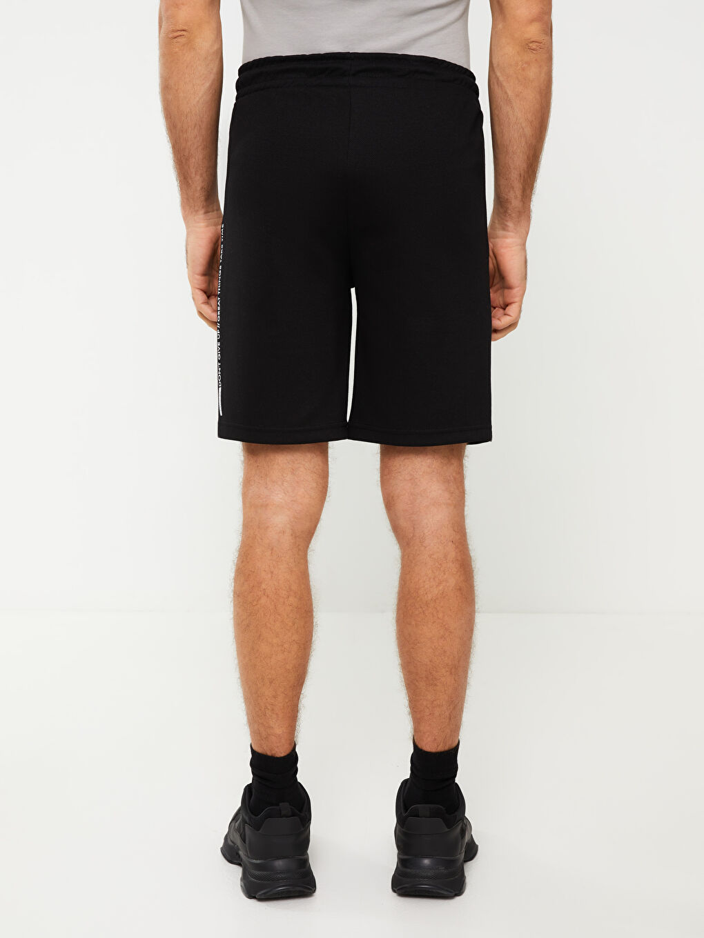 Siyah Slim Fit Erkek Bermuda Şort-4