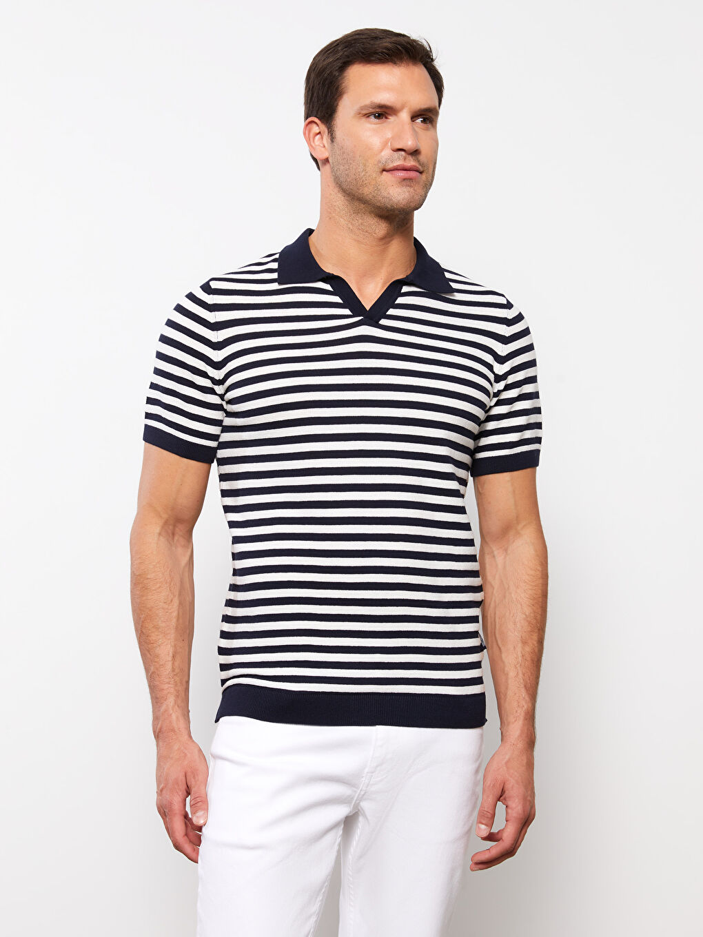 Водолазка Мужская Трикотажная Кофта в Полоску с Коротким Рукавом-1