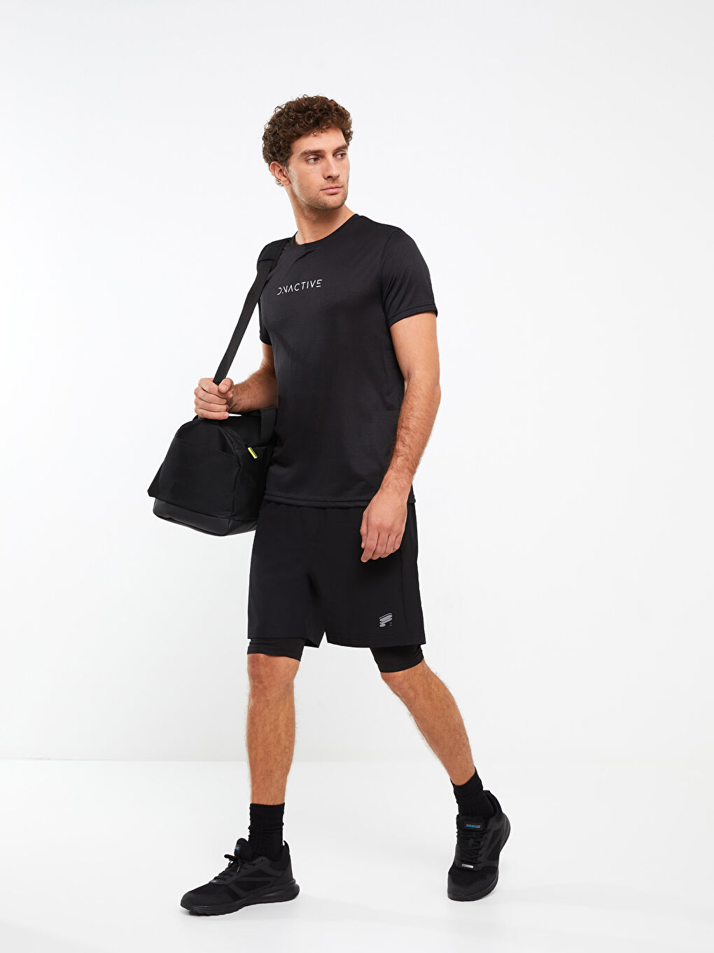 Siyah Standart Kalıp Erkek Spor Taytlı Şort