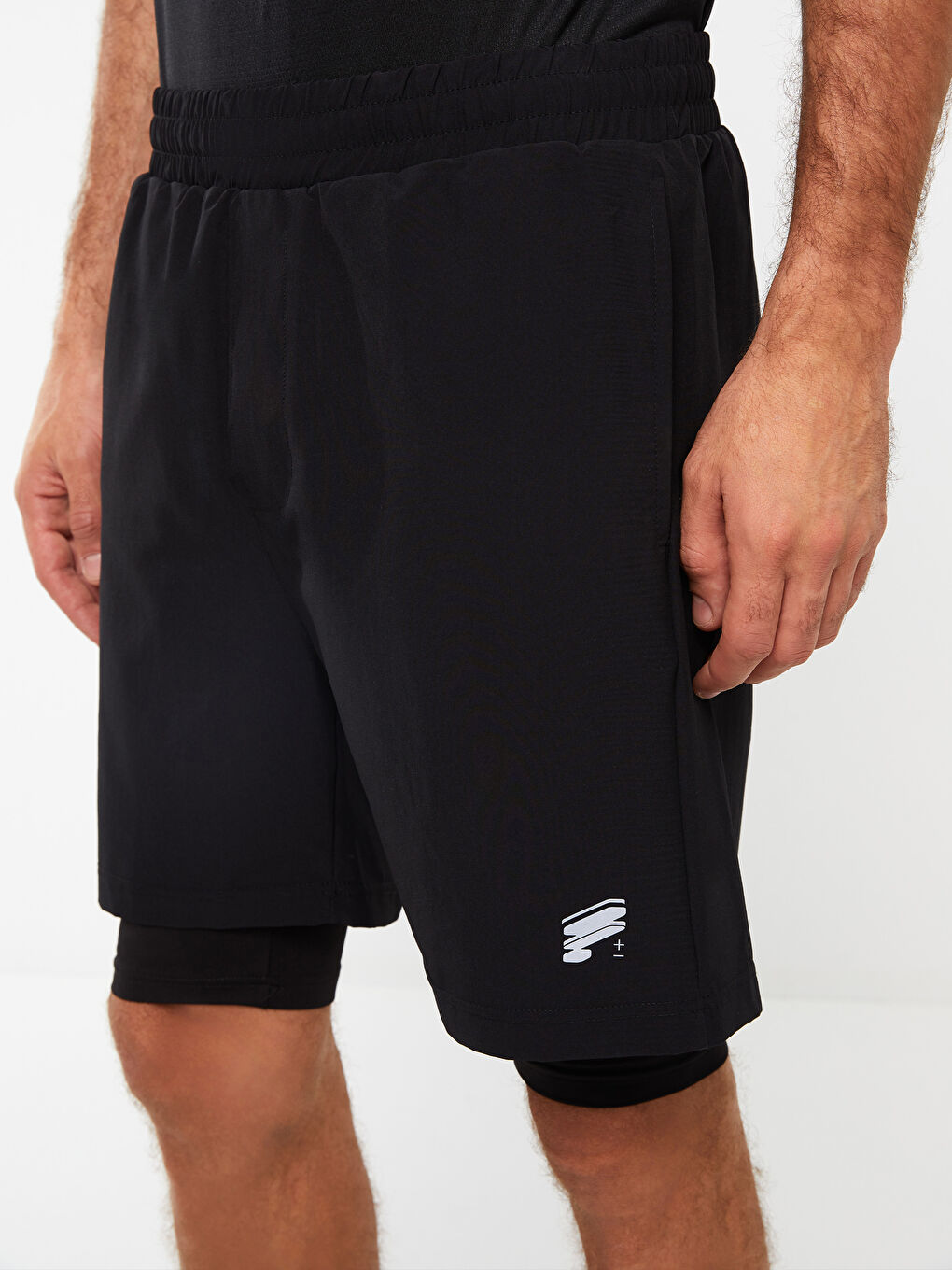 Siyah Standart Kalıp Erkek Spor Taytlı Şort-2