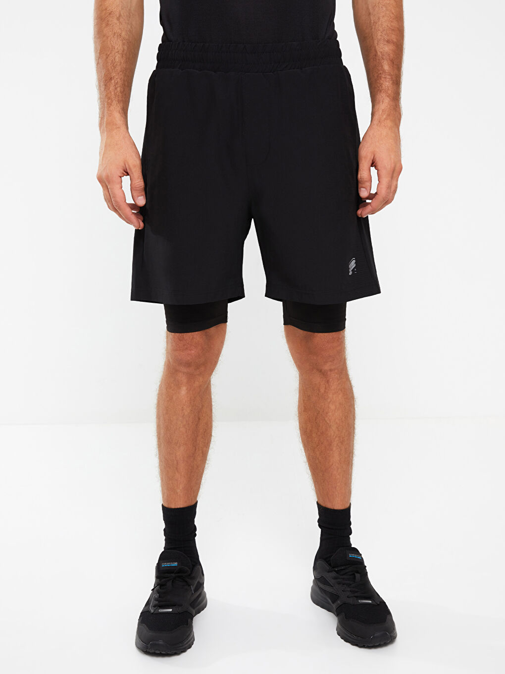 Siyah Standart Kalıp Erkek Spor Taytlı Şort-3