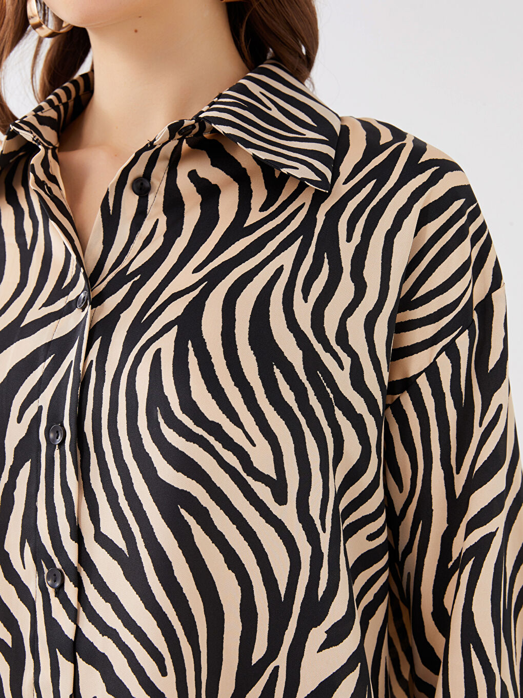 Cămașă Supradimensionată din Satin pentru Femei cu Model-3