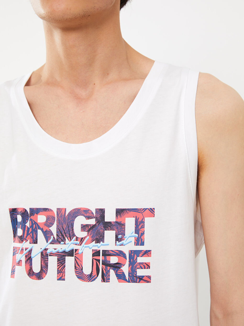 Beyaz Bisiklet Yaka Baskılı Penye Erkek Kolsuz Tişört-3