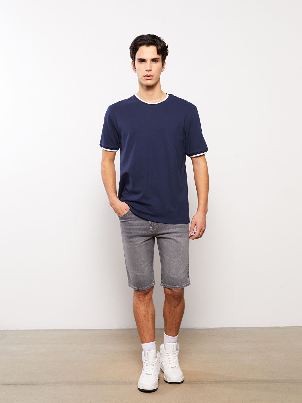 T-shirt pour Hommes à Manches Courtes en Piqué avec Col Rond-2