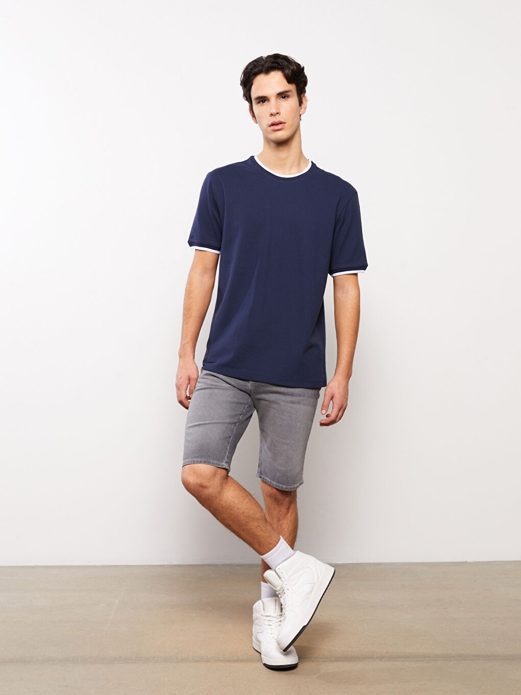 T-shirt pour Hommes à Manches Courtes en Piqué avec Col Rond-3