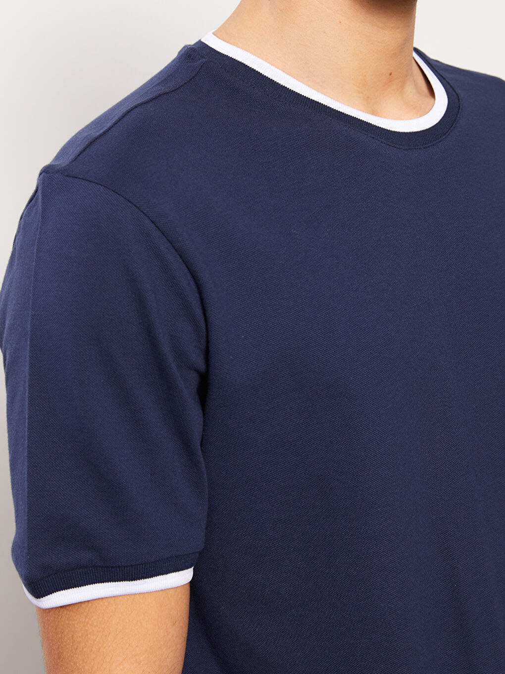 T-shirt pour Hommes à Manches Courtes en Piqué avec Col Rond-4