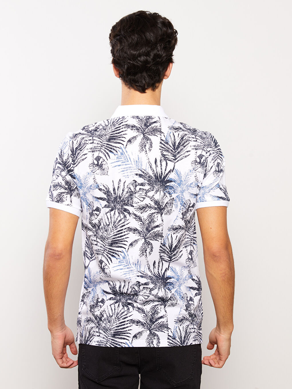 Ерлерге арналған поло жағалы қысқа жең өрнекті трикотаж футболка-4