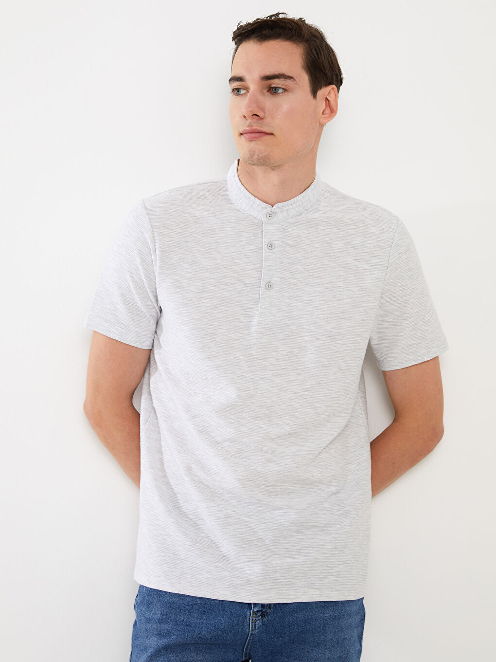 Gri Hakim Yaka Kısa Kollu Penye Erkek Tişört-2