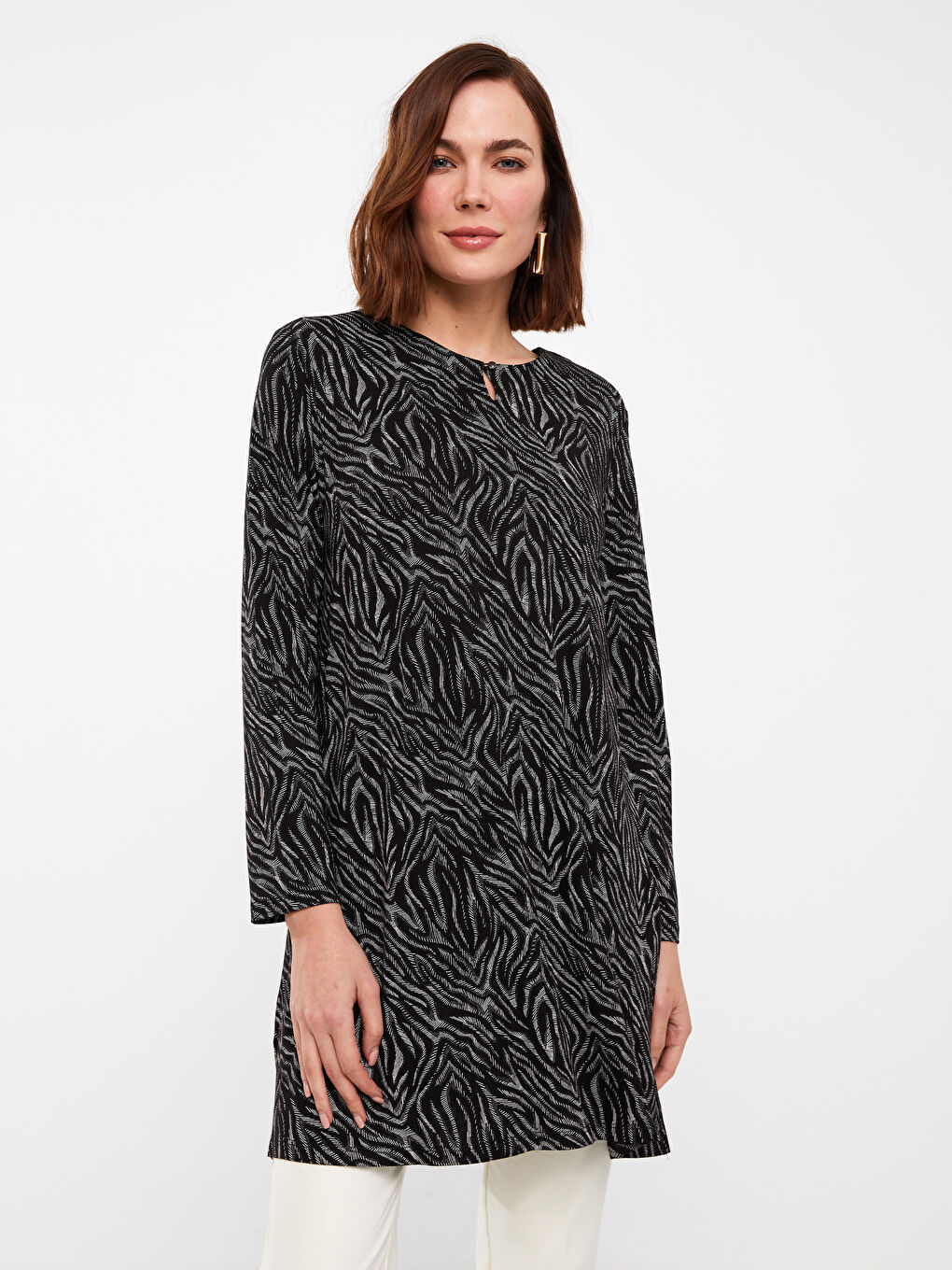 Siyah Bisiklet Yaka Desenli Uzun Kollu Kadın Tunik