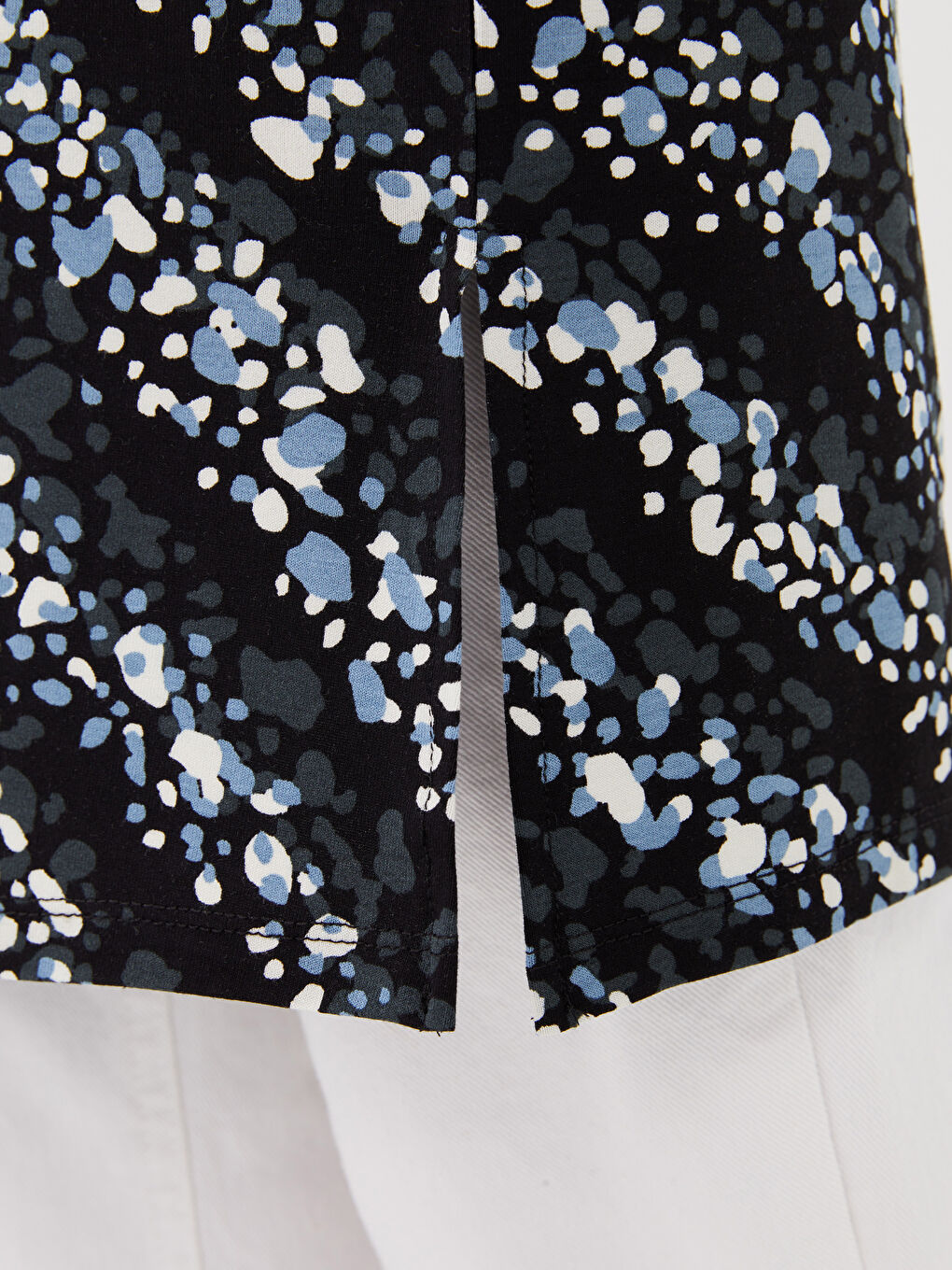 Siyah Bisiklet Yaka Desenli Uzun Kollu Kadın Tunik-3