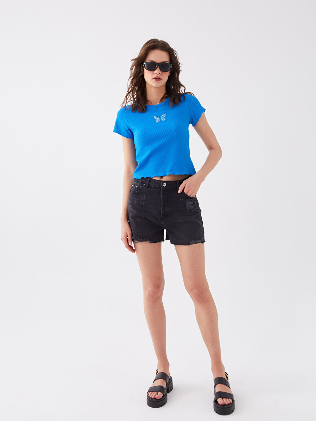 Mavi Bisiklet Yaka Nakışlı Kadın Crop-2