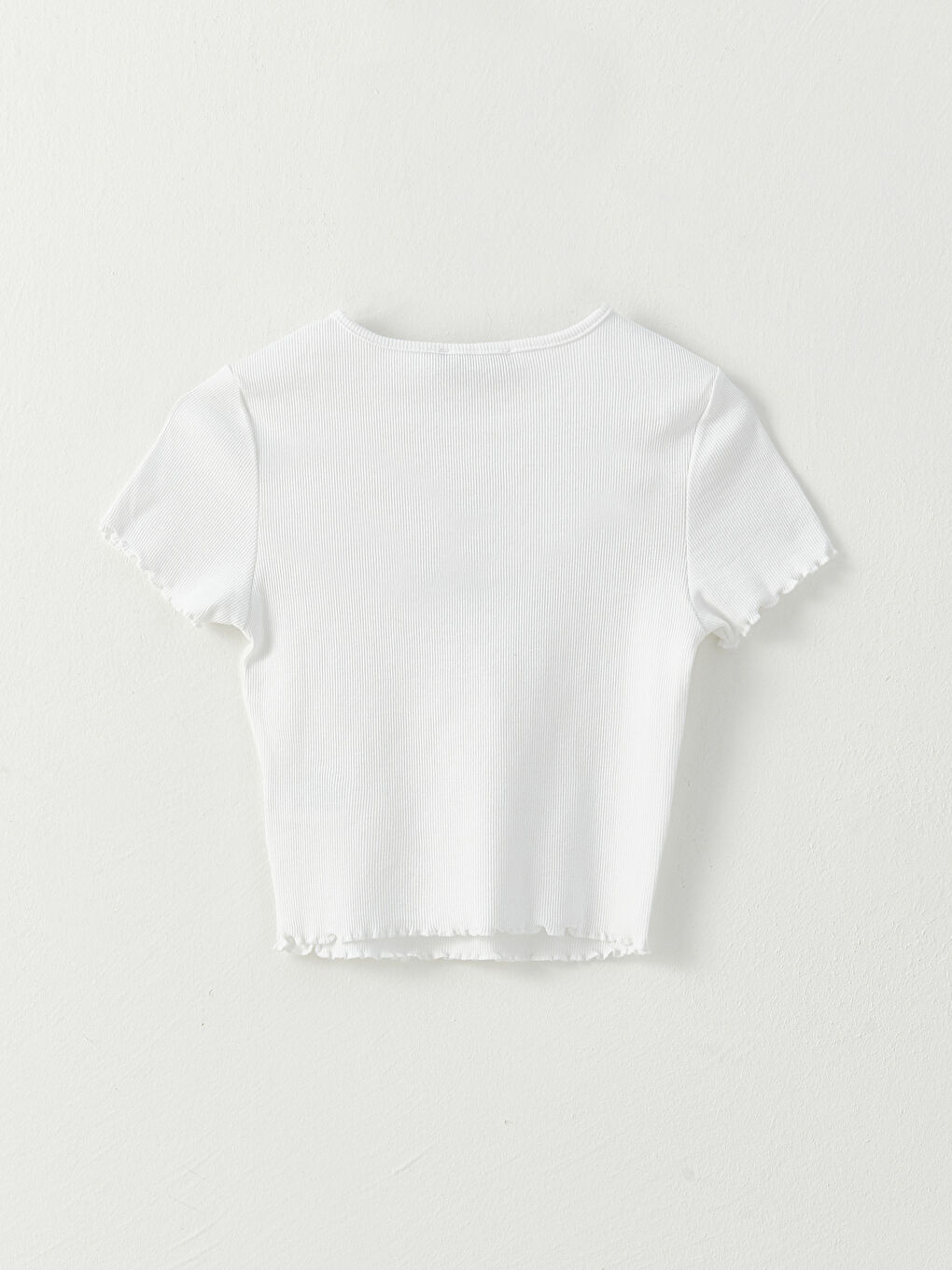 Beyaz Bisiklet Yaka Nakışlı Kısa Kollu Kadın Crop-6