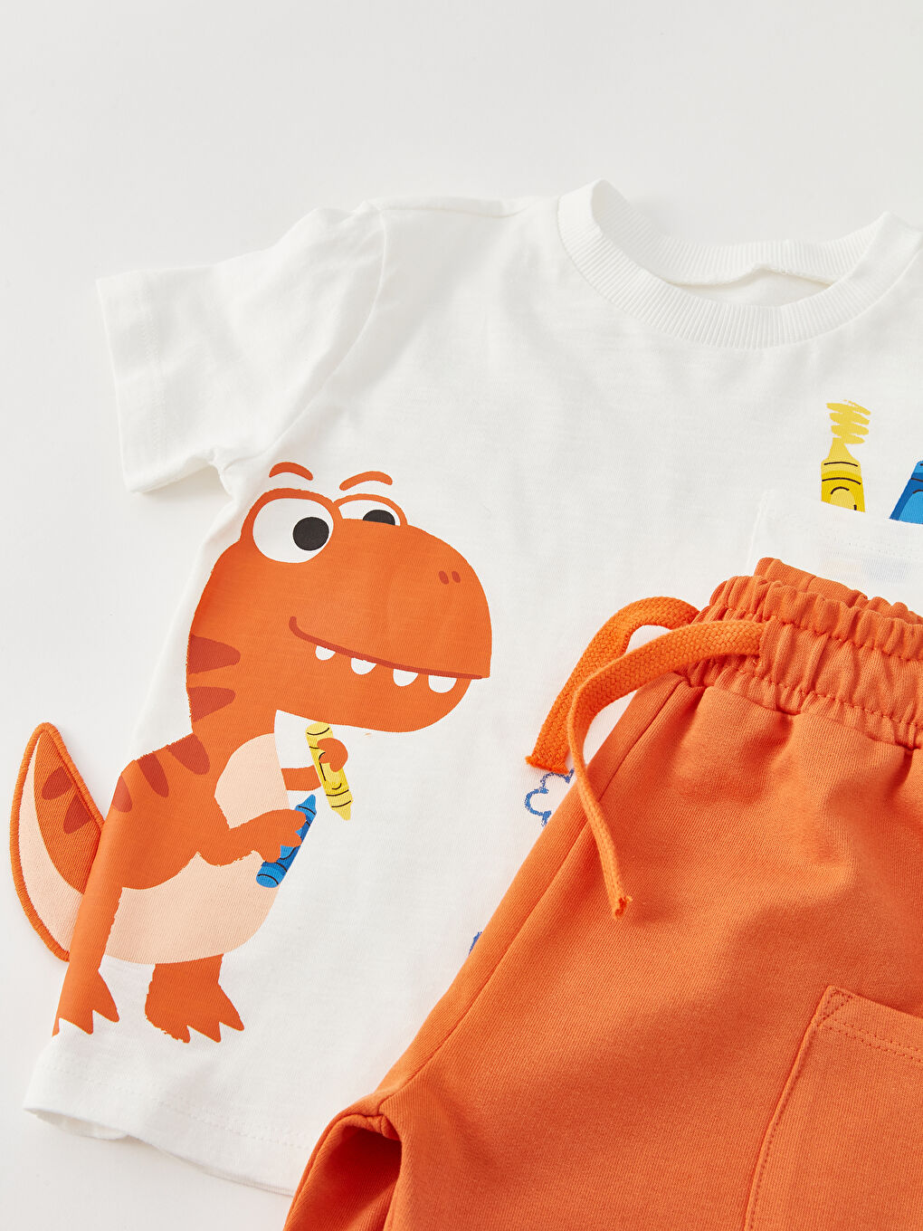 LCW baby T-Shirt und Shorts für Baby Jungen mit Rundhalsausschnitt, Bedruckt, 2er-Pack Set -S3CY75Z1-R9J
