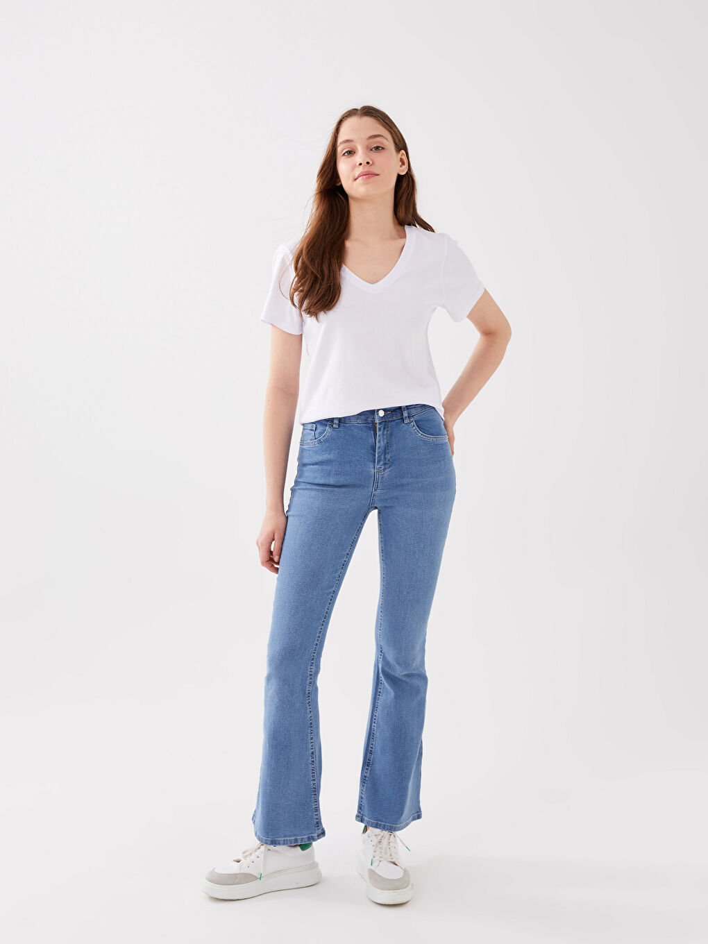 V-Neck Plain Short Sleeve Women's T-Shirt-3