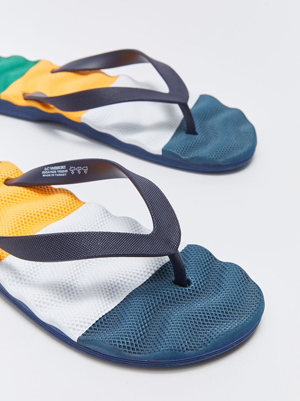 Turuncu Renk Bloklu Erkek Parmak Arası Terlik-4