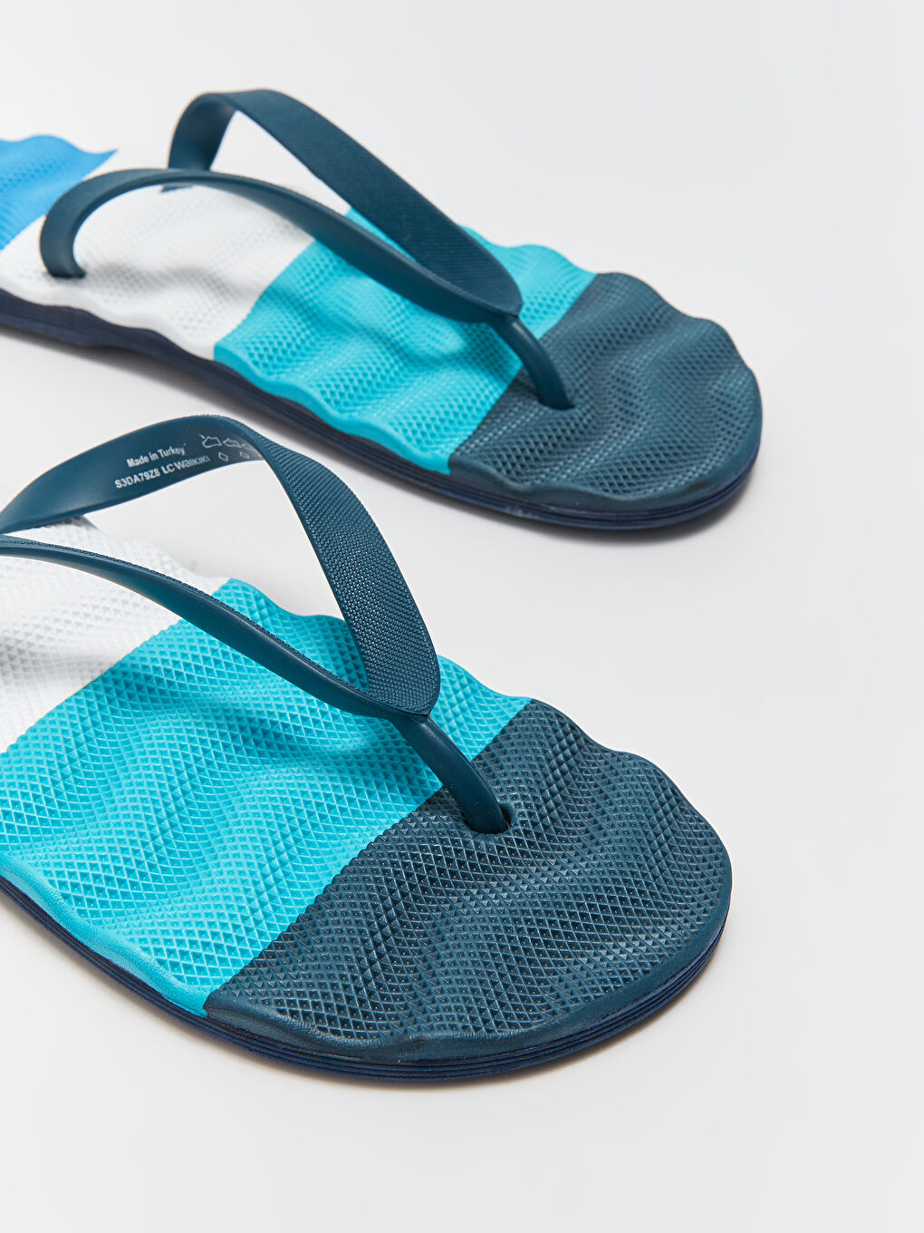 Mavi Renk Bloklu Erkek Parmak Arası Terlik-4
