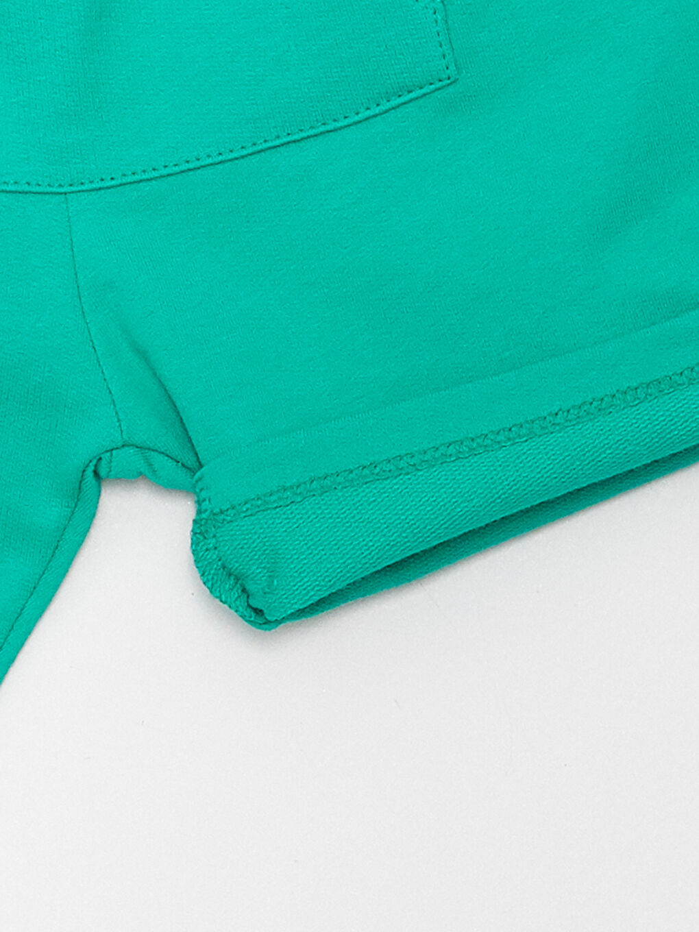 طقم تيشيرت بأكمام قصيرة مطبوع برقبة دائرية وشورت للأولاد الرضع - عبوتان-3