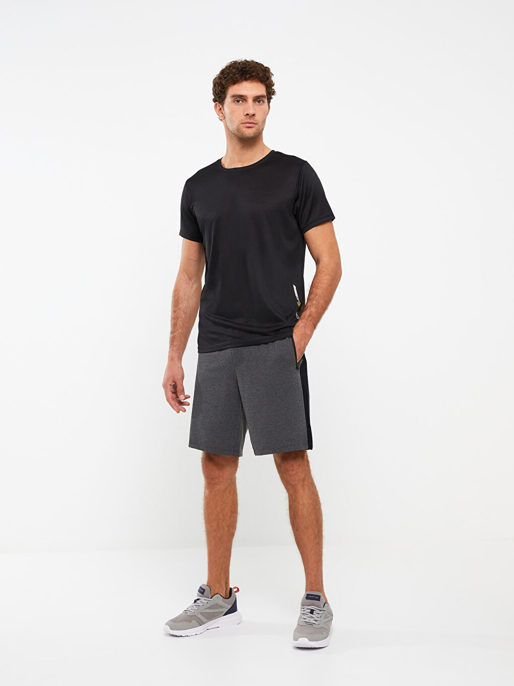 Gri Slim Fit Erkek Spor Şort