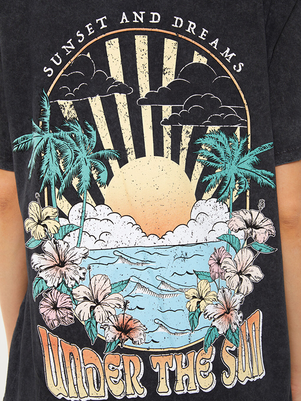 Antrasit Bisiklet Yaka Baskılı Kısa Kollu Oversize Kadın Tişört-4