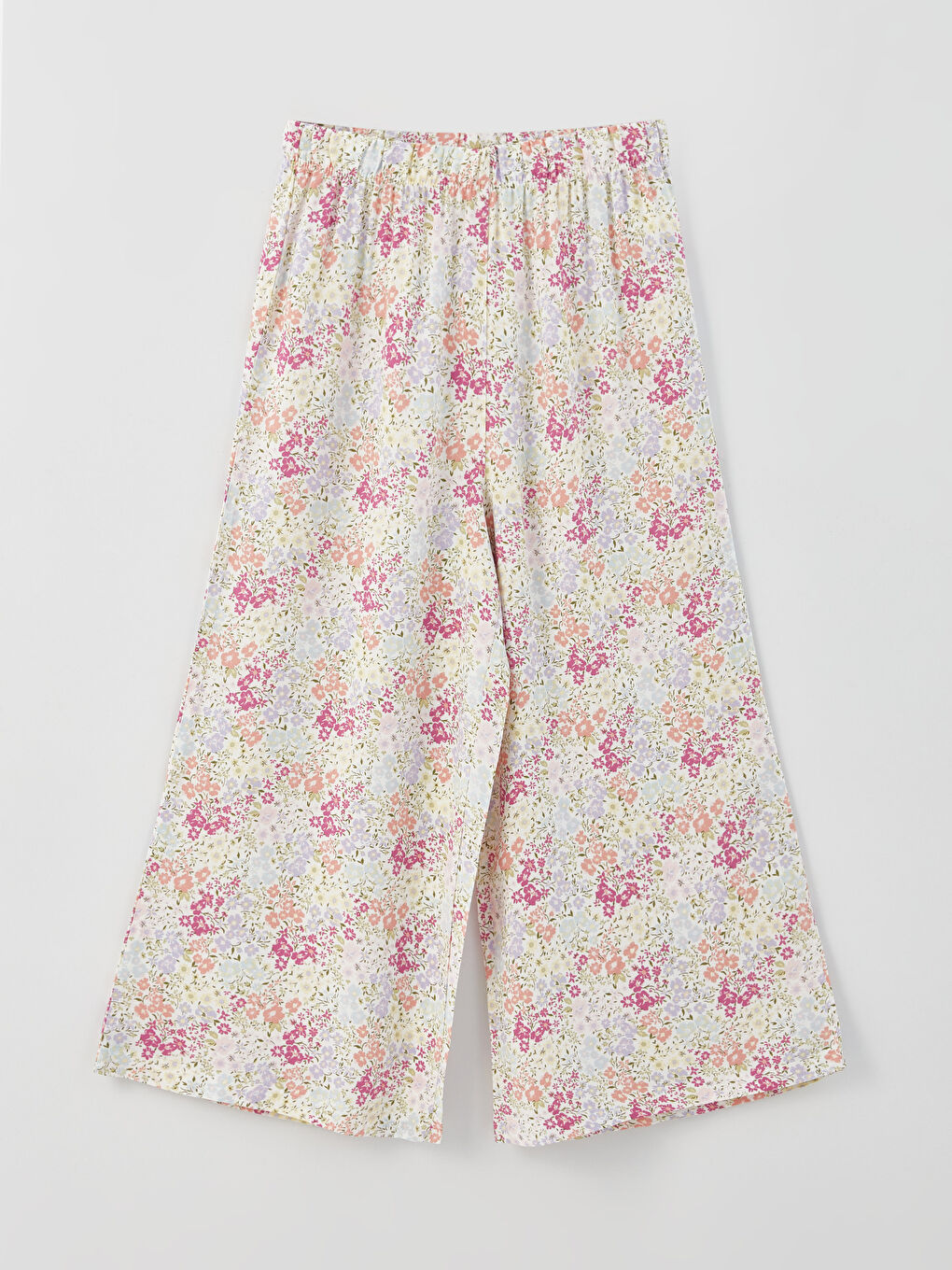 Ekru Bisiklet Yaka Baskılı Kısa Kollu Kadın Kaprili Pijama Takımı-7