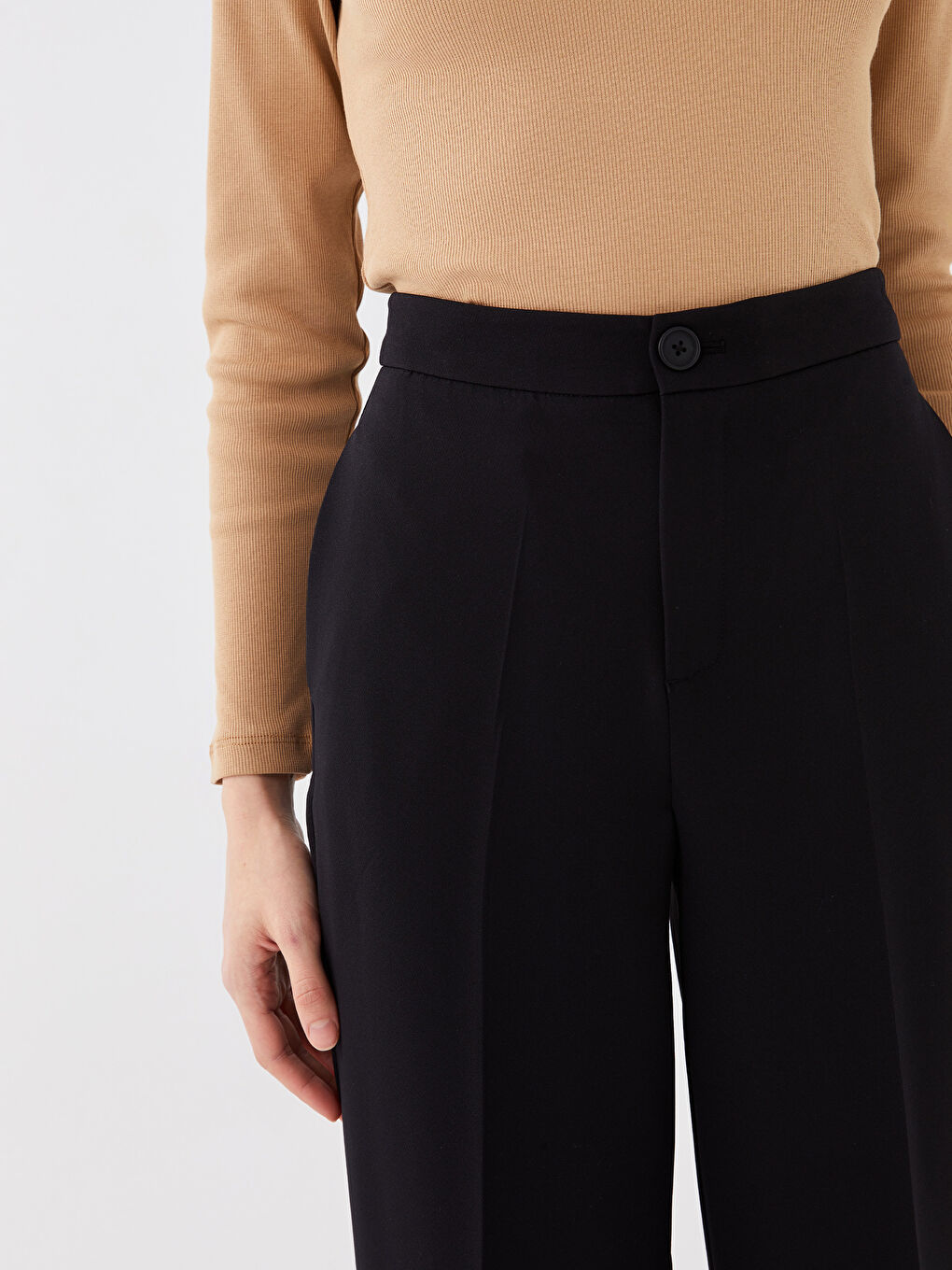 Siyah Kadın Yüksek Bel Standart Fit Düz Pantolon-2