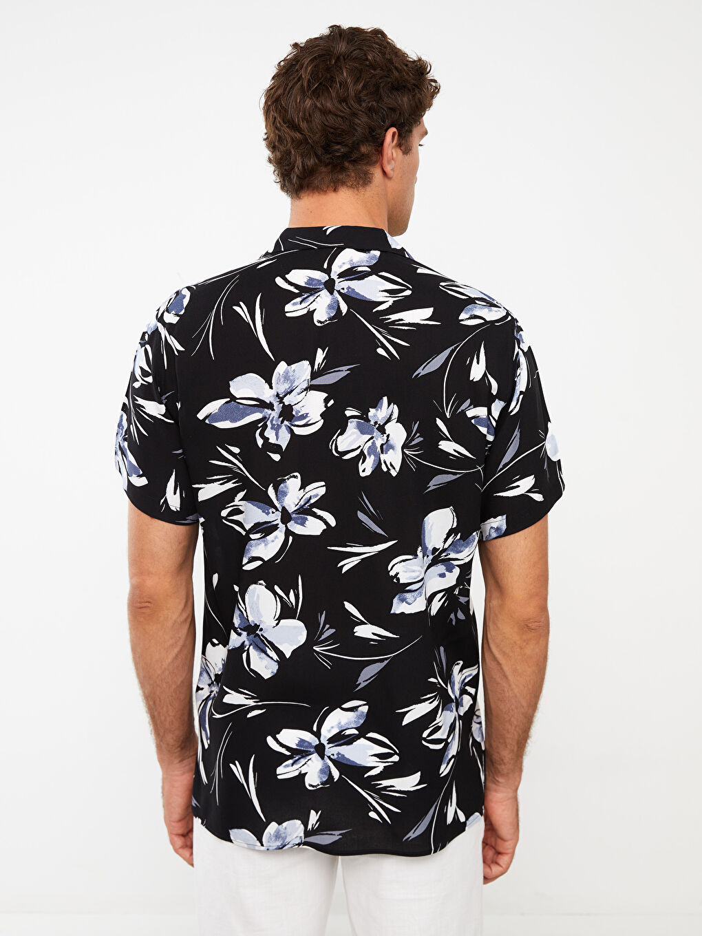 Bej Regular Fit Kısa Kollu Desenli Viskon Erkek Gömlek-4