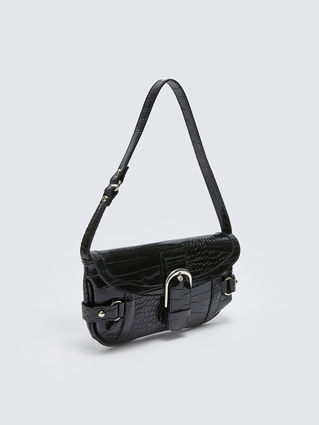 Siyah Deri Görünümlü Kroko Desenli Kadın Baget Çanta-1