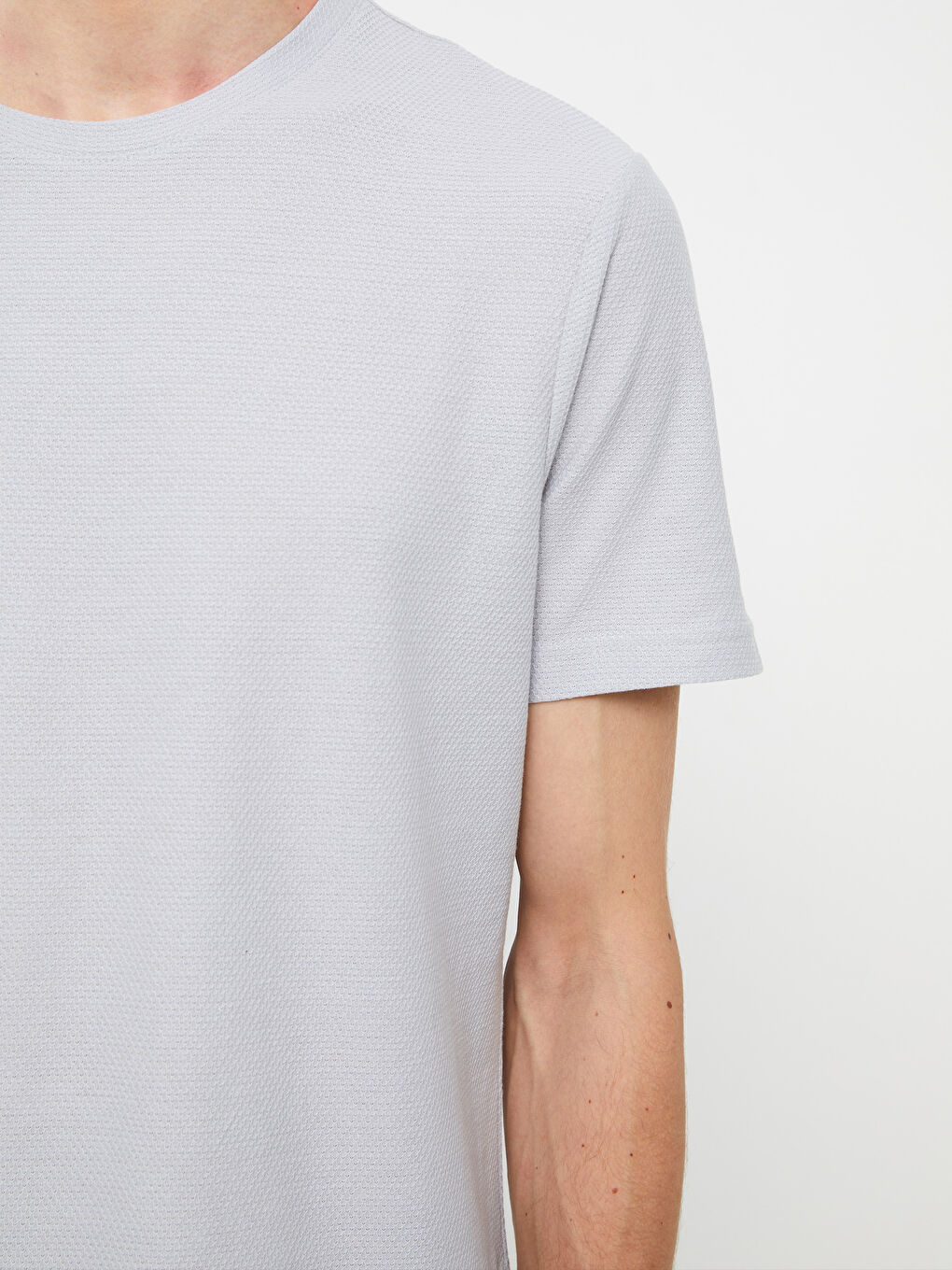 მრგვალი საყელო მოკლე სახელო მამაკაცის მაისური-4