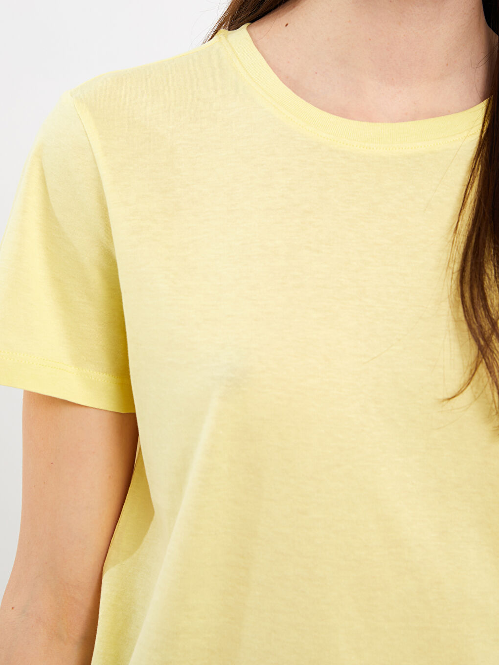 Sarı Kadın Bisiklet Yaka Düz Kısa Kollu Tişört-3